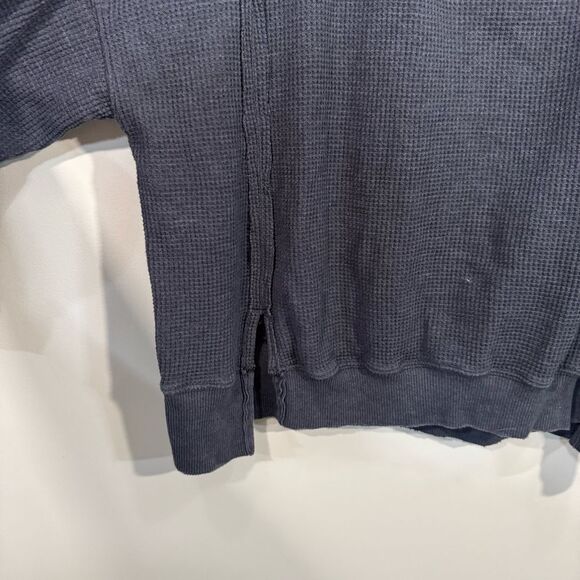 American Eagle Lived In Gray Waffle Knit Oversized Crewneck Sweater - Picture 4 of 5